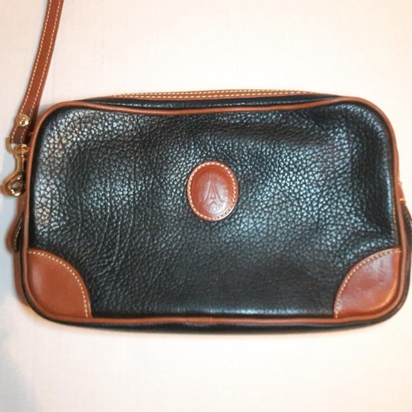 La Tour Eiffel Handbags - 💥$30💥La Tour Eiffel Paris 1887 Wallet Clutch Wristlet Purse Bag